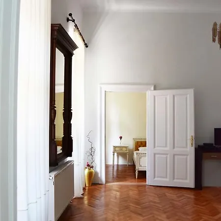 Contessa Napoca Apartament *